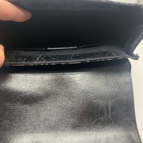 FIRM - Authentic Dior Mini Messenger - Picture 6 of 10